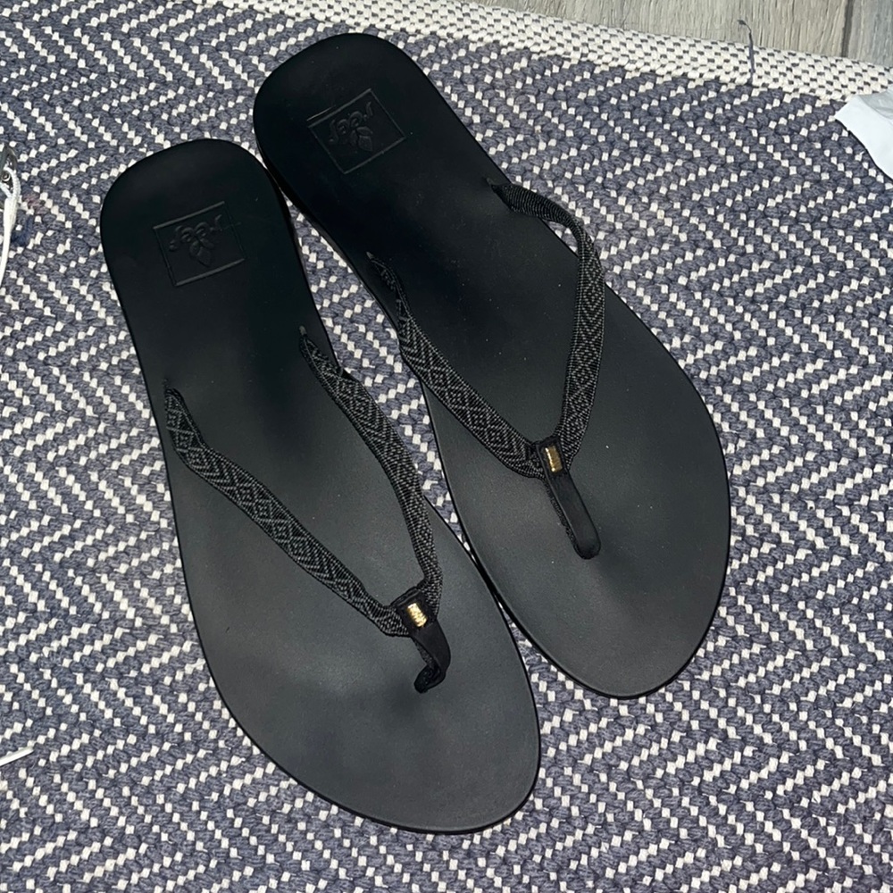 reef black flip flops womens 10